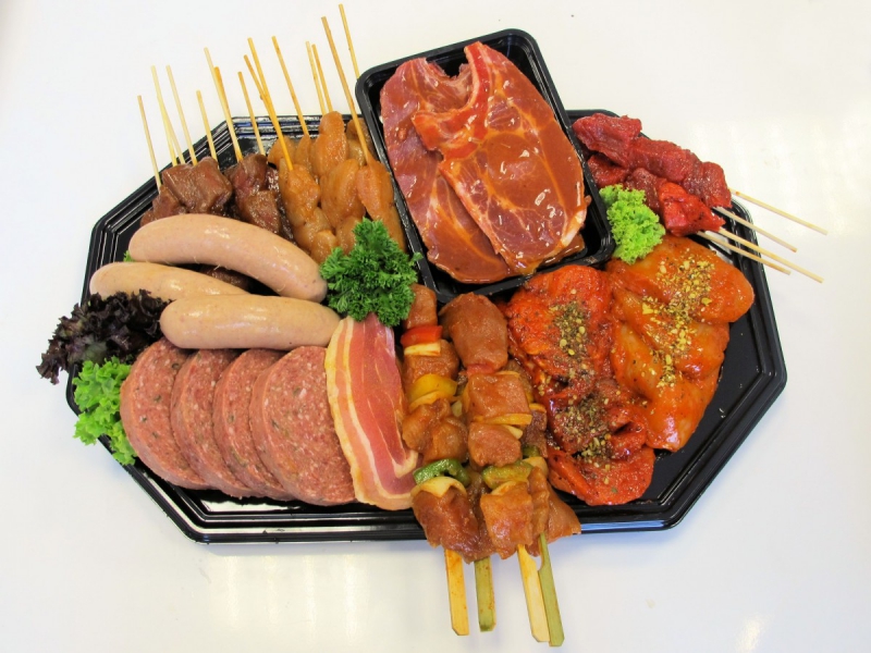 boucherie-BARGEMON-min_bbq_butcher_shop_supermarket_meal_party-766127